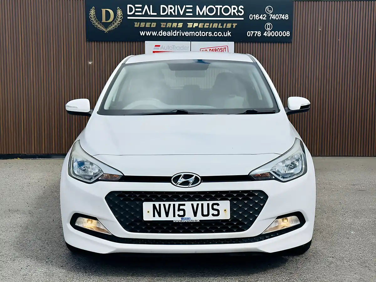 Used 2015 Hyundai i20 S White - Interior and Exterior details 2