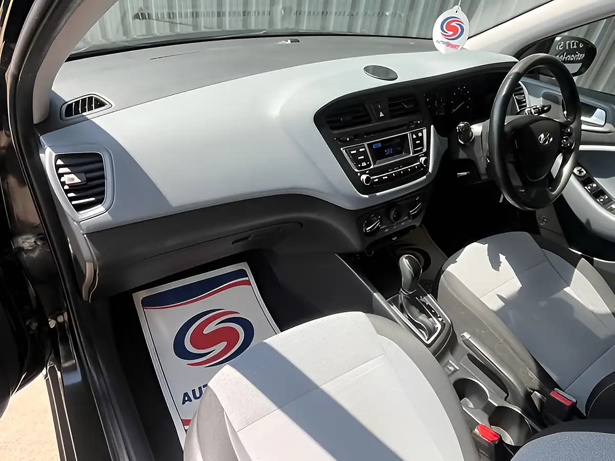 Used 2015 Hyundai I20 Se Black - Interior and Exterior details 19