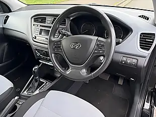 Used 2015 Hyundai i20 Se Black - Interior and Exterior details 15
