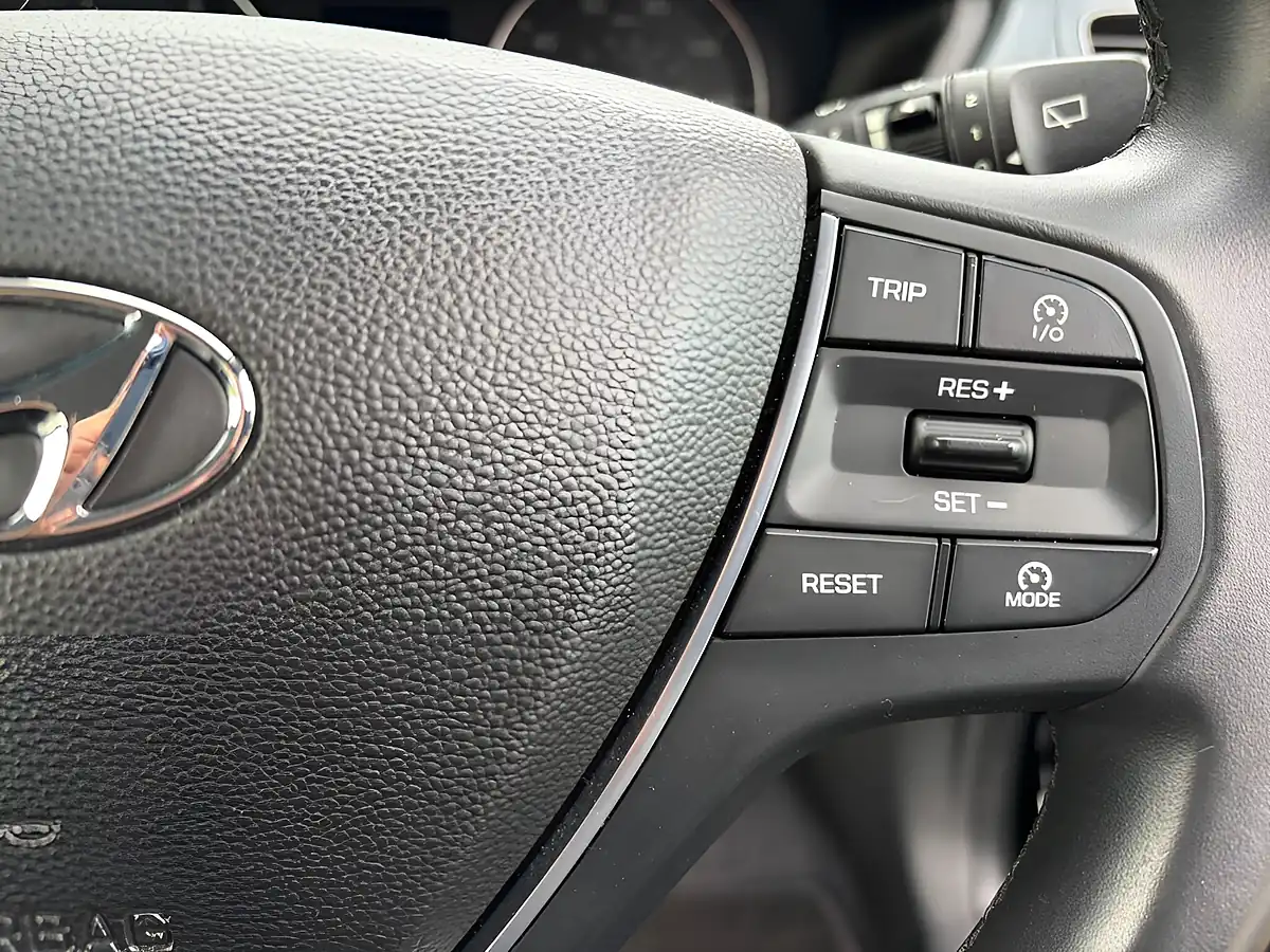 Used 2015 Hyundai i20 Se Black - Interior and Exterior details 19