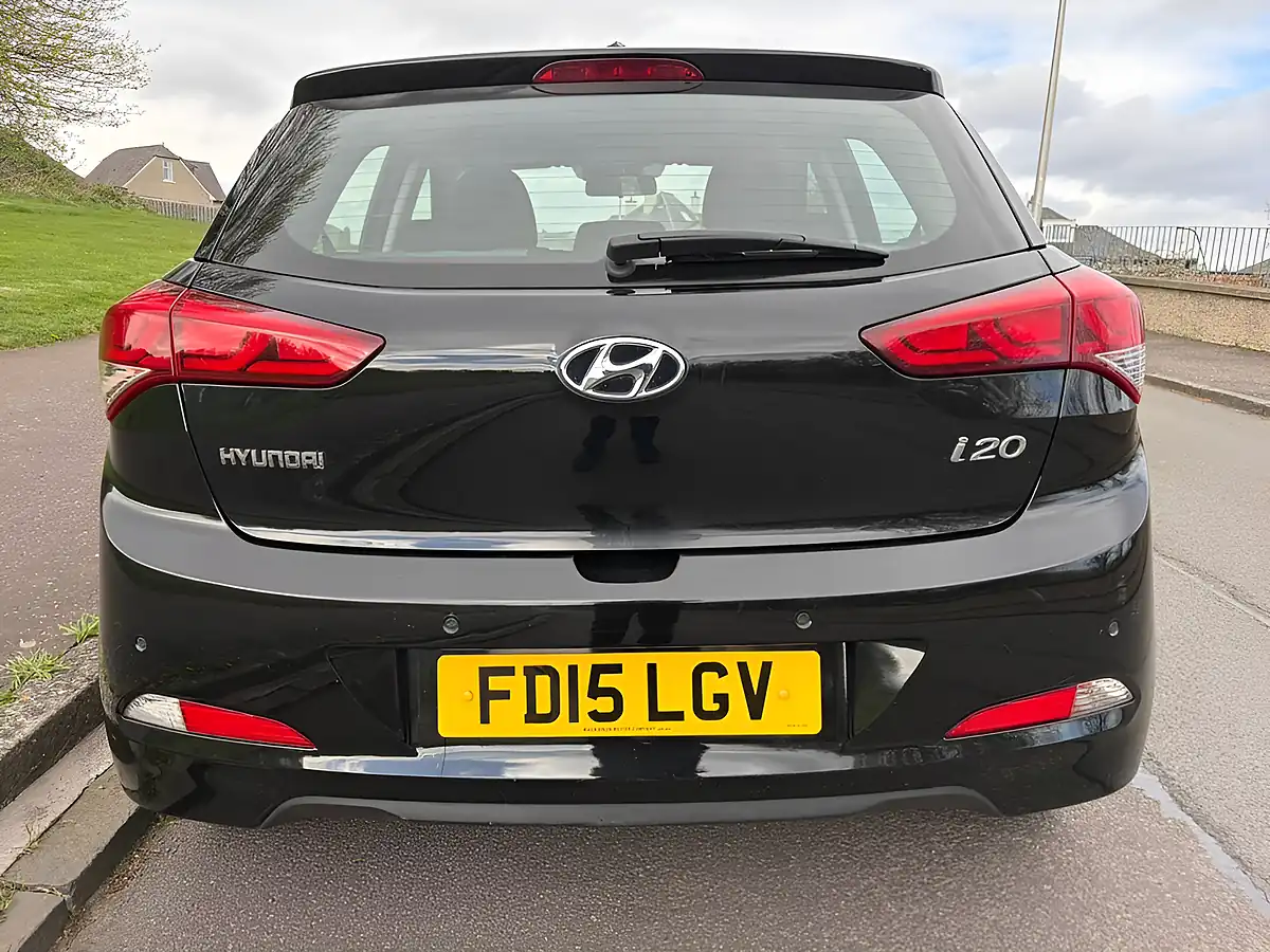 Used 2015 Hyundai i20 Se Black - Interior and Exterior details 3