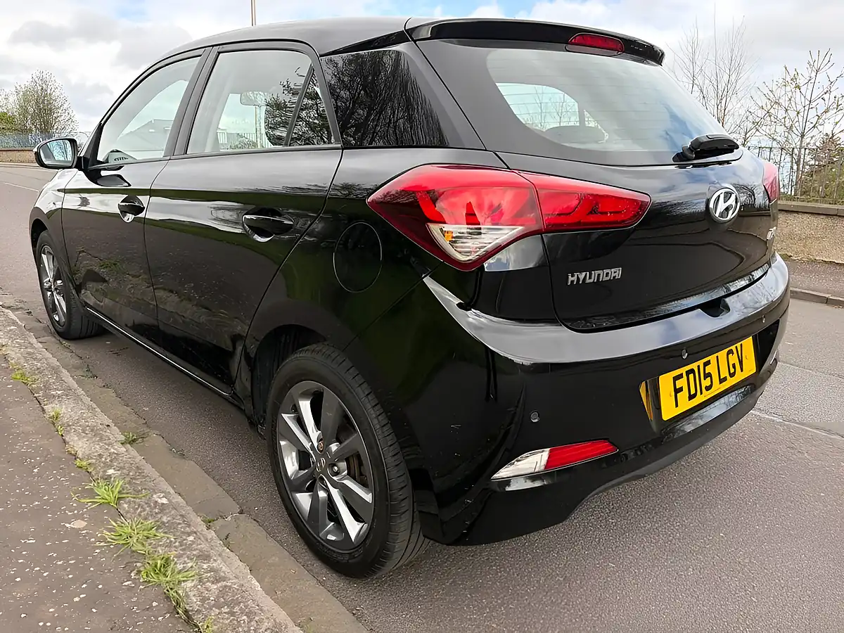 Used 2015 Hyundai i20 Se Black - Interior and Exterior details 4