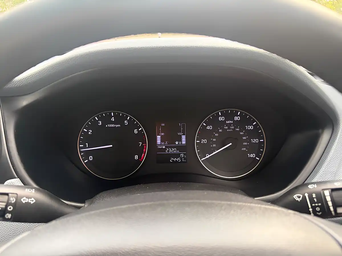 Used 2015 Hyundai I20 Se Blue - Interior and Exterior details 20
