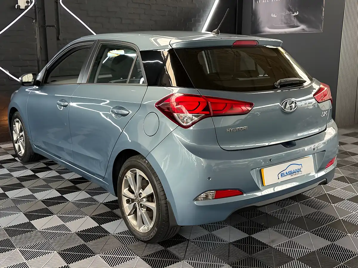 Used 2015 Hyundai I20 Se Blue - Interior and Exterior details 14