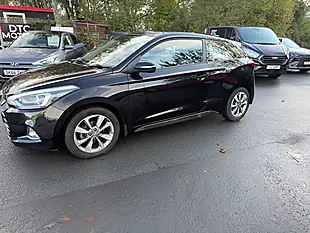 Used 2015 Hyundai I20 Se Coupe Black - Interior and Exterior details 4