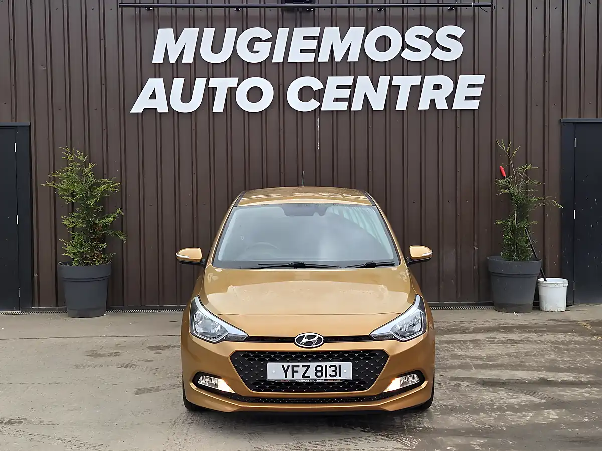 Used 2015 Hyundai I20 Se Orange - Interior and Exterior details 3