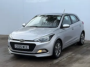 Used 2015 Hyundai i20 Se Sleek Silver - Interior and Exterior details 14