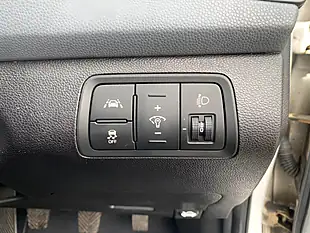 Used 2015 Hyundai i20 Se White - Interior and Exterior details 17