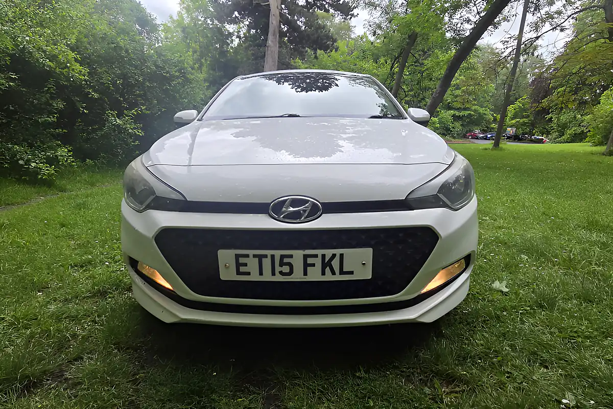 Used 2015 Hyundai i20 Se White - Interior and Exterior details 2
