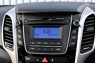 Used 2015 Hyundai i30 Blue Drive S Black - Interior and Exterior details 17