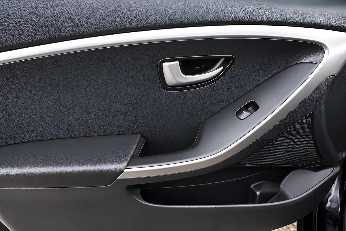 Used 2015 Hyundai i30 Blue Drive S Black - Interior and Exterior details 19