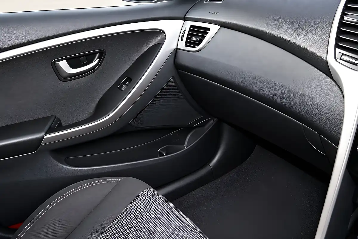 Used 2015 Hyundai i30 Blue Drive S Black - Interior and Exterior details 20