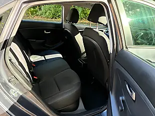 Used 2015 Hyundai i30 Blue Drive S Grey - Interior and Exterior details 14