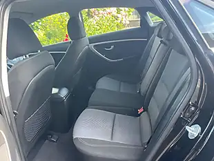 Used 2015 Hyundai i30 Blue Drive Se Black - Interior and Exterior details 12