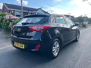 Used 2015 Hyundai i30 Blue Drive Se Black - Interior and Exterior details 2