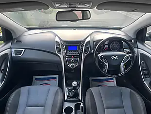 Used 2015 Hyundai i30 Blue Drive Se Black - Interior and Exterior details 4