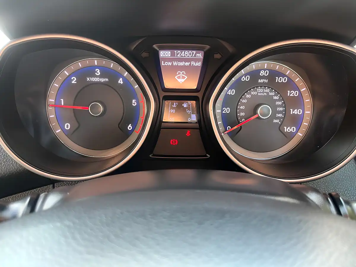 Used 2015 Hyundai i30 Blue Drive Se Black - Interior and Exterior details 6