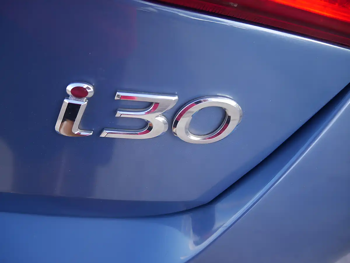 Used 2015 Hyundai I30 S Ara Blue - Interior and Exterior details 20