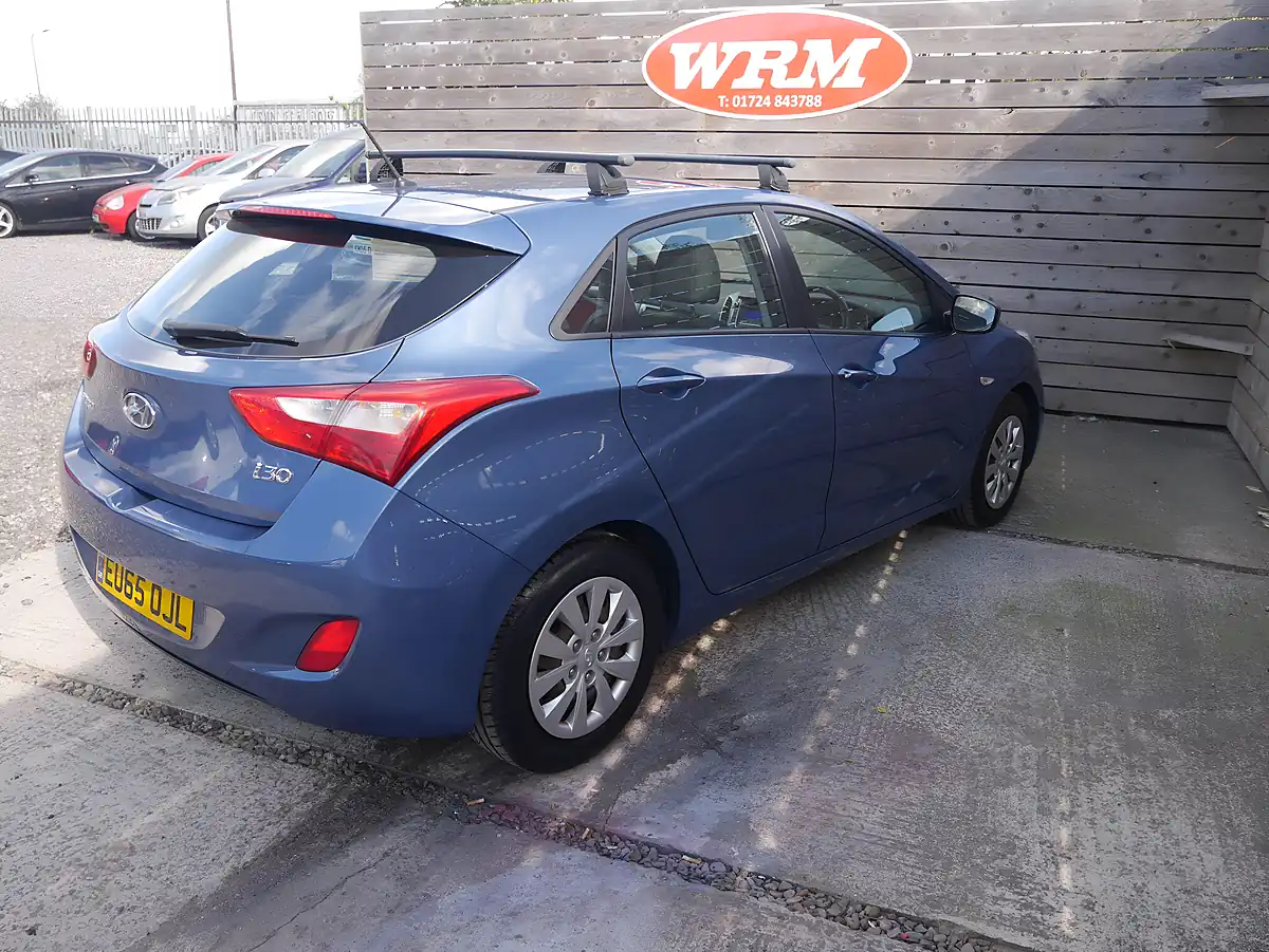 Used 2015 Hyundai I30 S Ara Blue - Interior and Exterior details 9