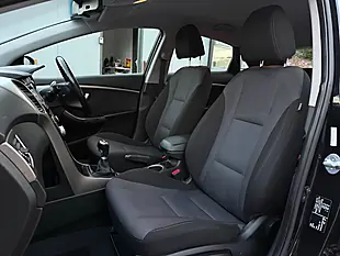 Used 2015 Hyundai I30 Se Black - Interior and Exterior details 12
