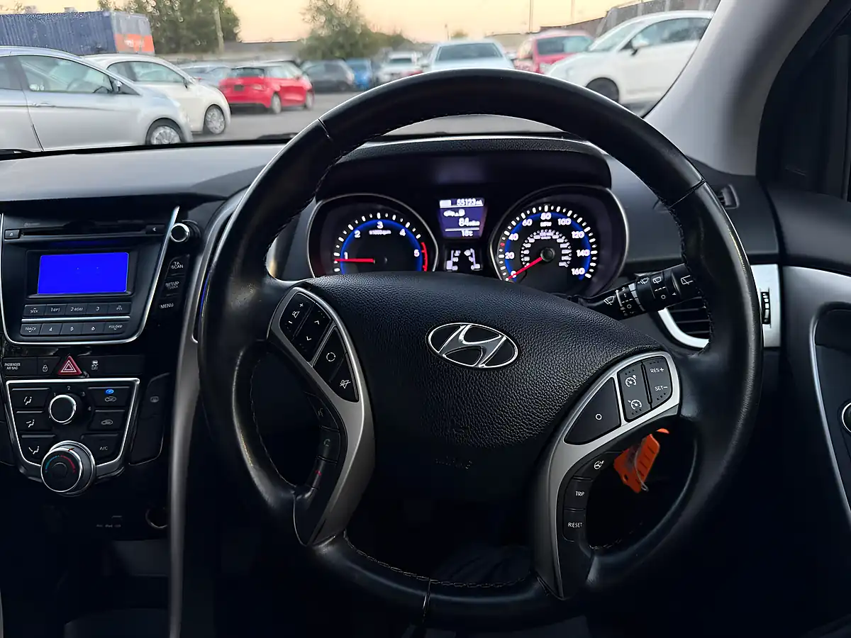 Used 2015 Hyundai I30 Se Black - Interior and Exterior details 15