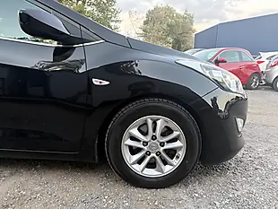 Used 2015 Hyundai I30 Se Black - Interior and Exterior details 19