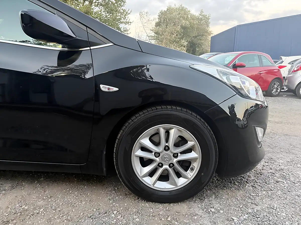 Used 2015 Hyundai I30 Se Black - Interior and Exterior details 19