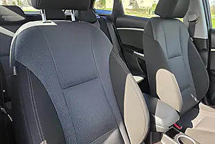Used 2015 Hyundai i30 Se Blue Drive Grey - Interior and Exterior details 13