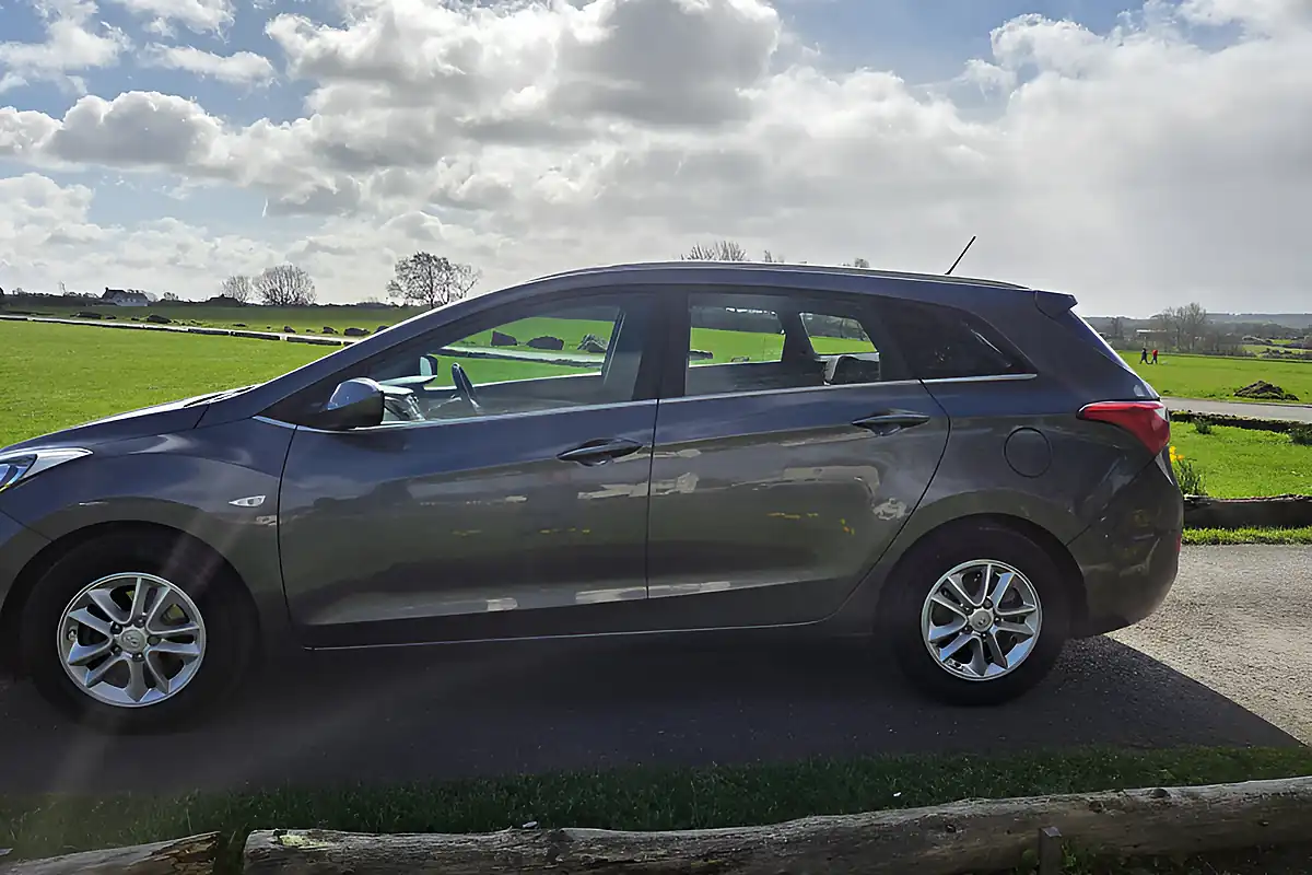 Used 2015 Hyundai i30 Se Blue Drive Grey - Interior and Exterior details 4