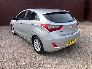 Used 2015 Hyundai i30 Se Blue Drive Silver - Interior and Exterior details 4