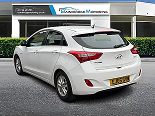 Used 2015 Hyundai i30 Se Blue Drive White - Interior and Exterior details 5