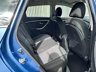 Used 2015 Hyundai i30 Se Nav Tourer Blue - Interior and Exterior details 12