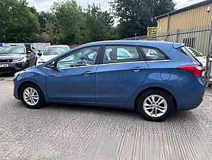 Used 2015 Hyundai i30 Se Nav Tourer Blue - Interior and Exterior details 3