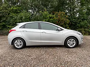 Used 2015 Hyundai I30 Se Silver - Interior and Exterior details 5