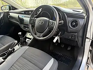 Used 2015 Hyundai i30 Silver - Interior and Exterior details 11