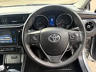Used 2015 Hyundai i30 Silver - Interior and Exterior details 19