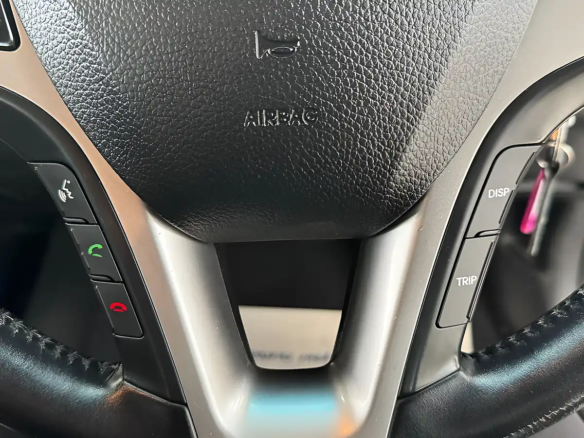 Used 2015 Hyundai i40 Active White - Interior and Exterior details 13