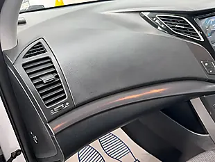 Used 2015 Hyundai i40 Active White - Interior and Exterior details 16