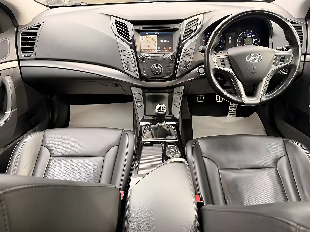Used 2015 Hyundai i40 Premium Silver - Interior and Exterior details 17