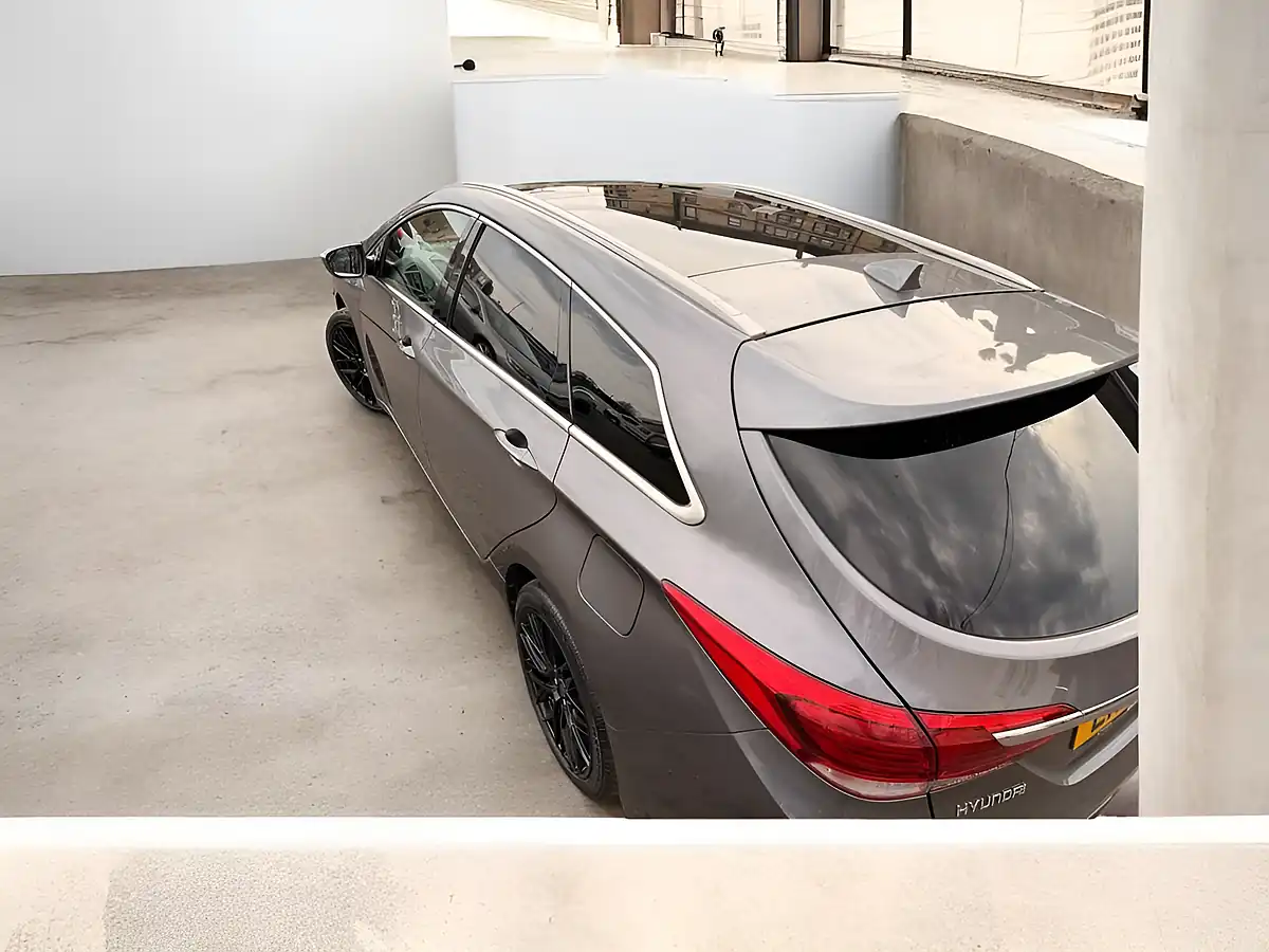Used 2015 Hyundai i40 Premium Silver - Interior and Exterior details 7