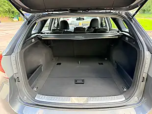 Used 2015 Hyundai I40 S Tourer Silver - Interior and Exterior details 19