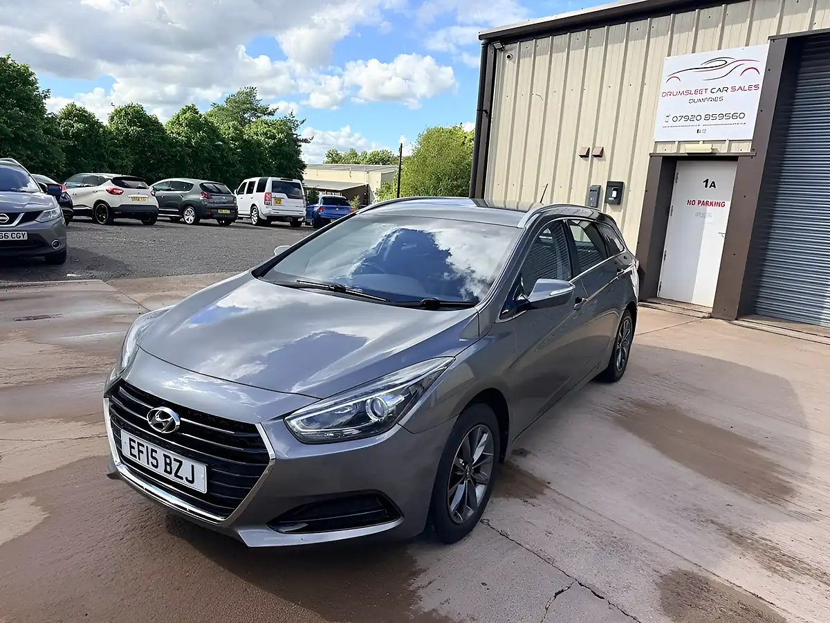 Used 2015 Hyundai I40 S Tourer Silver - Interior and Exterior details 5