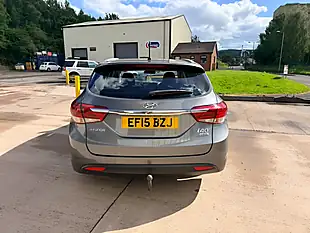 Used 2015 Hyundai I40 S Tourer Silver - Interior and Exterior details 8