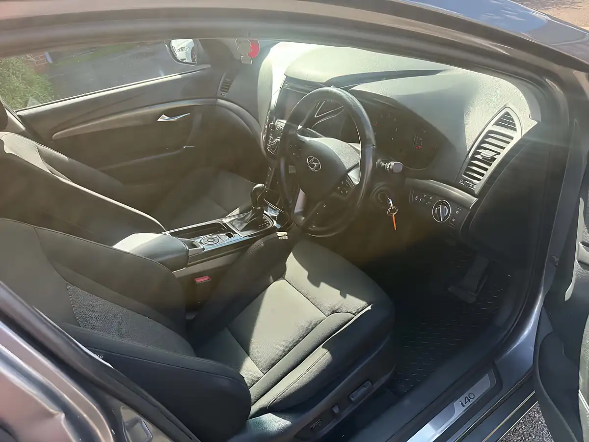 Used 2015 Hyundai i40 Se Nav - Interior and Exterior details 13