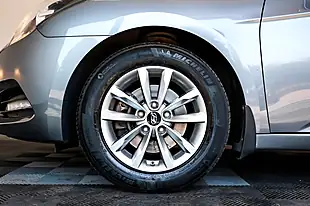 Used 2015 Hyundai I40 Se Nav Silver - Interior and Exterior details 16
