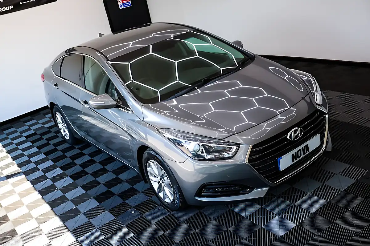 Used 2015 Hyundai I40 Se Nav Silver - Interior and Exterior details 4