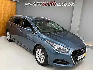 Used 2015 Hyundai i40 Se Nav Tourer Blue - Interior and Exterior details 10