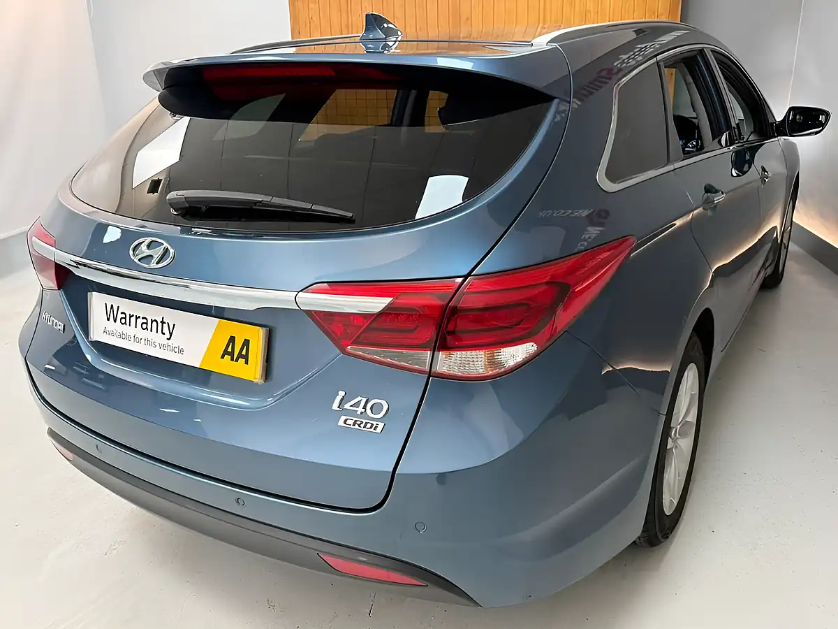 Used 2015 Hyundai i40 Se Nav Tourer Blue - Interior and Exterior details 14
