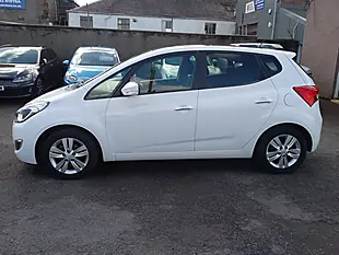 Used 2015 Hyundai ix20 Style White - Interior and Exterior details 3