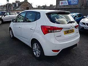 Used 2015 Hyundai ix20 Style White - Interior and Exterior details 5